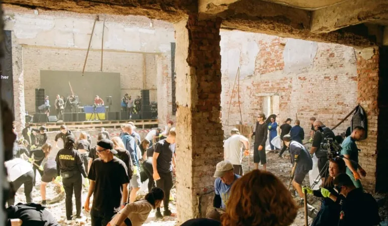 Raving Through the War: Ukraine’s Techno Underground Fights Back