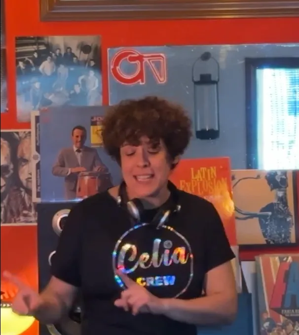 Celia Crew en un momento de la grabacion de 2026 A.D Volume 7